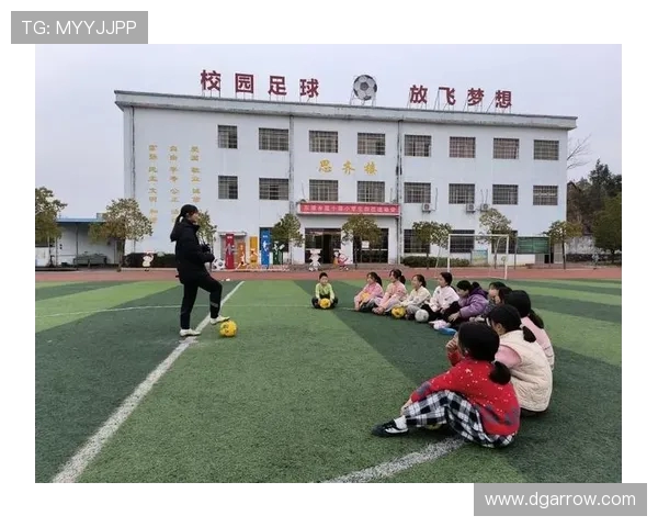 足球点燃乡村希望：亚泰青训走进辽源寿山镇小学送教(2)